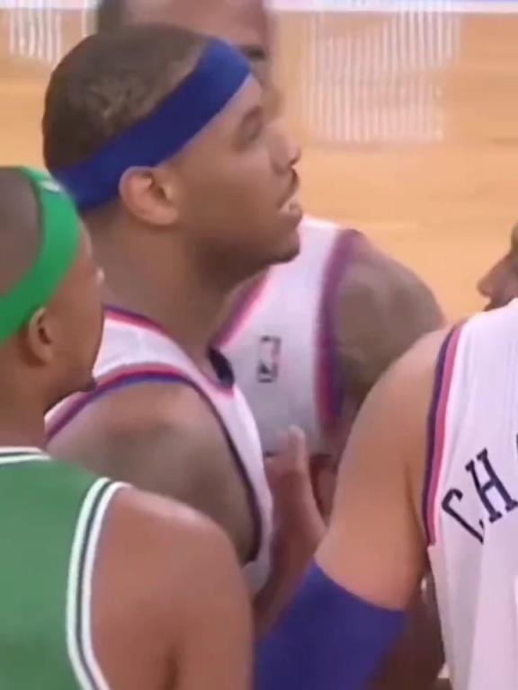 社會瓜！當年安東尼與加內(nèi)特發(fā)生沖突，賽后瓜哥帶人堵綠軍大巴